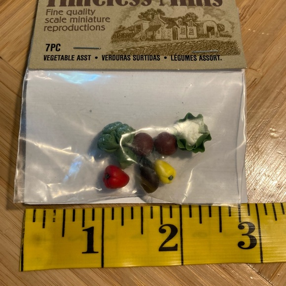 Dollhouse Miniatures 7 pc Vegetable Set 1:12 Scale - Picture 4 of 4